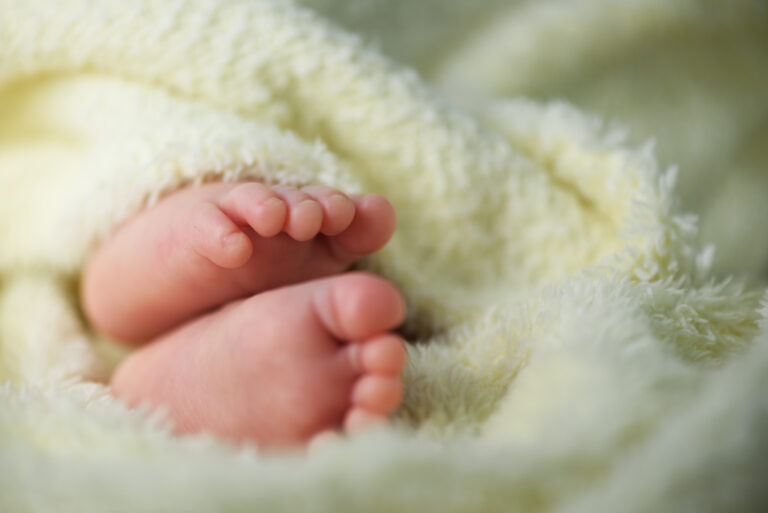 Bebeklerde Topuk Kanı