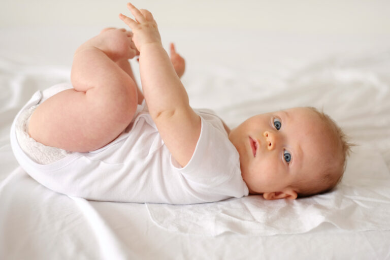 Bebeğimin Aç Olduğunu Nasıl Anlarım?